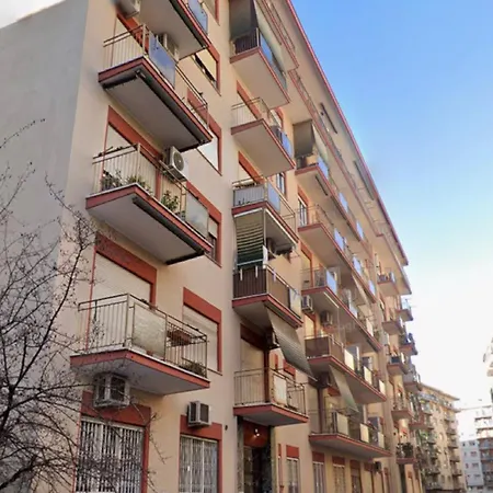 Zaira House, Per Uso Turistico * Rome